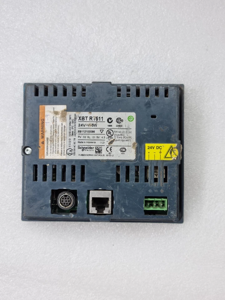 SCHNEIDER MAGELIS XBT RT511 HMI KEYPAD PANEL 24V XBTRT511 (USED)